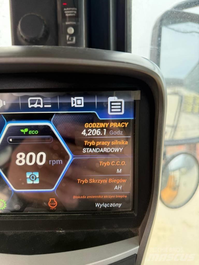 Hyundai HL 960 Фронтальні навантажувачі