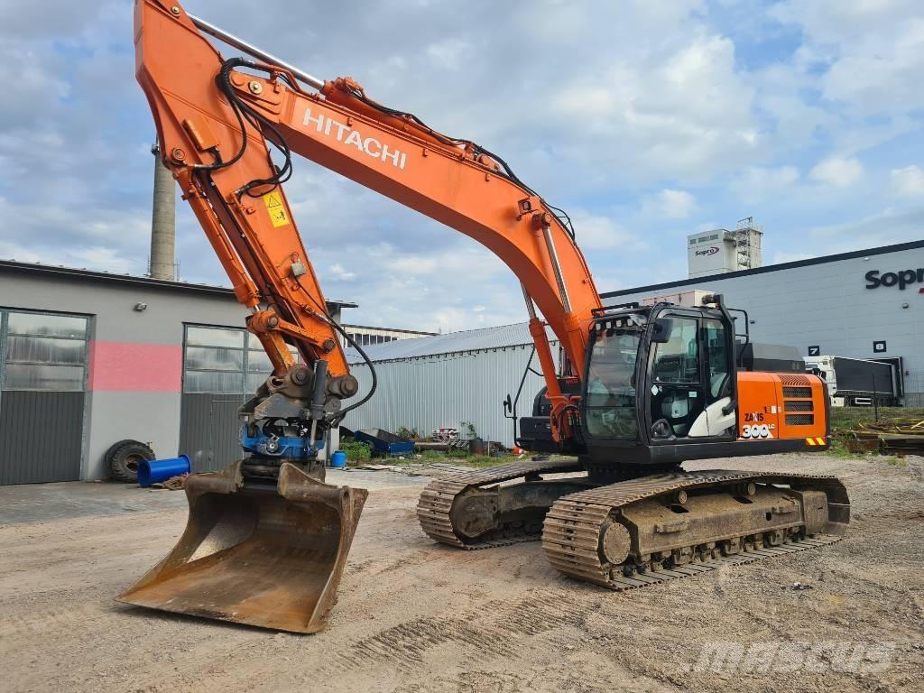 Hitachi ZX 300 LC-6 Гусеничні екскаватори