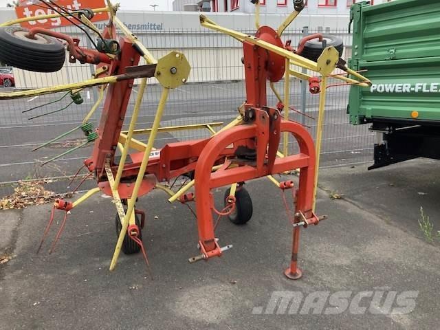 Unifarm CW 4.40 Граблі і сінозворушувачі