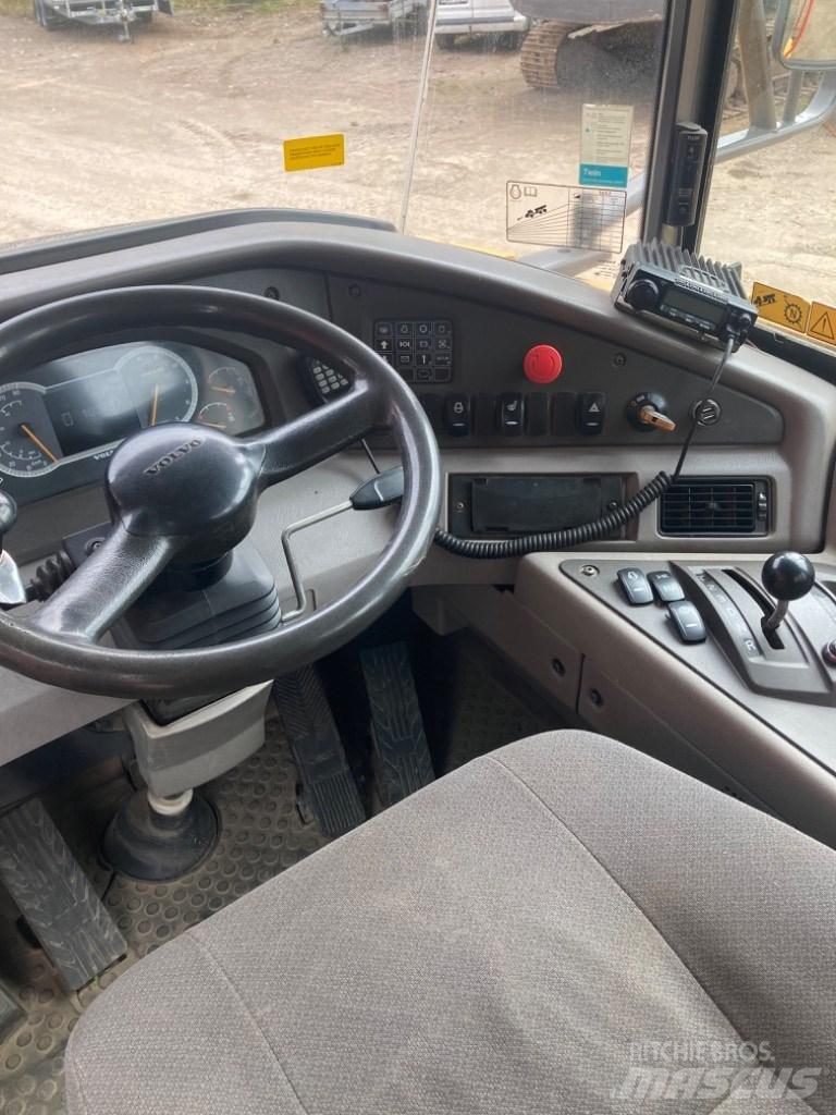 Volvo A25G Зчленовані самоскиди