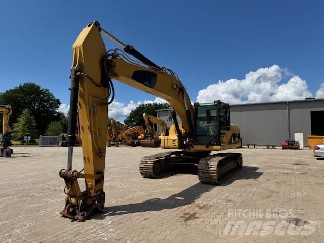 CAT 323 D L Гусеничні екскаватори