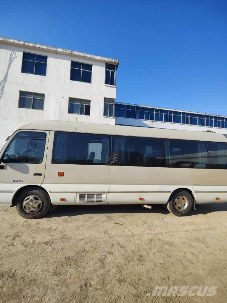 Toyota Coaster Міжміські автобуси