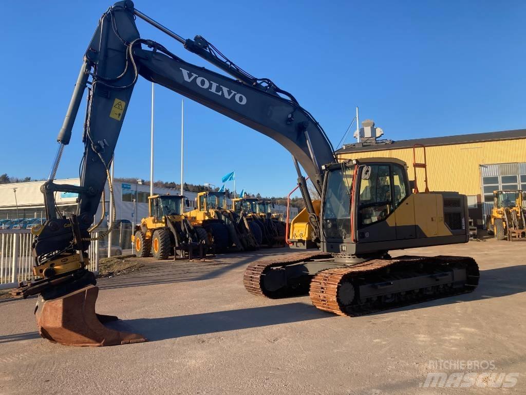 Volvo EC 220 E Гусеничні екскаватори