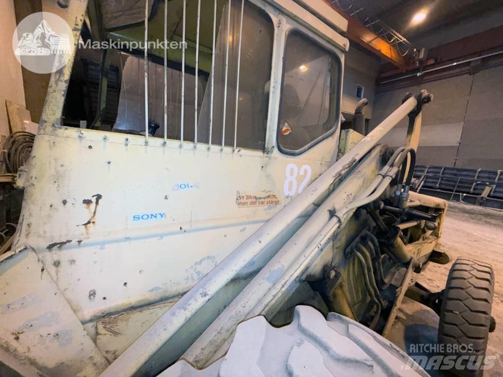 Volvo BM 2181 TD Фронтальні навантажувачі
