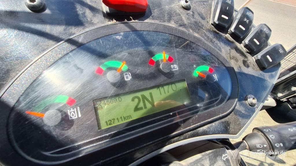 CAT 908 Фронтальні навантажувачі