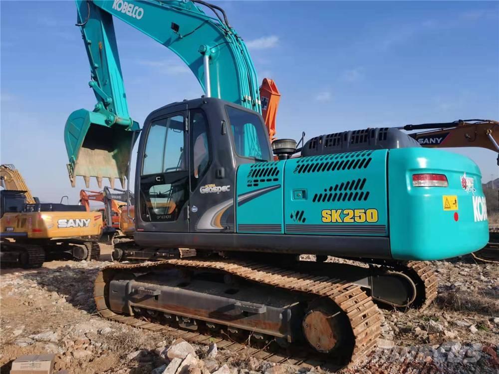 Kobelco SK250-8 Гусеничні екскаватори