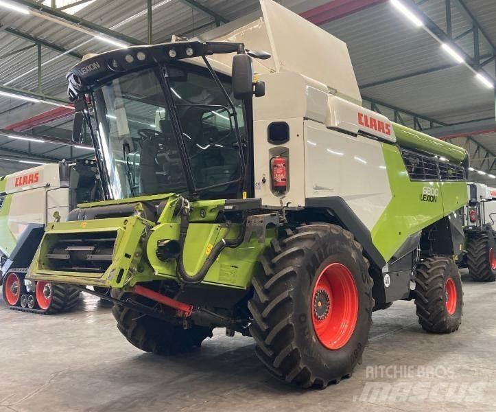CLAAS LEXION 6800 Зернозбиральні комбайни