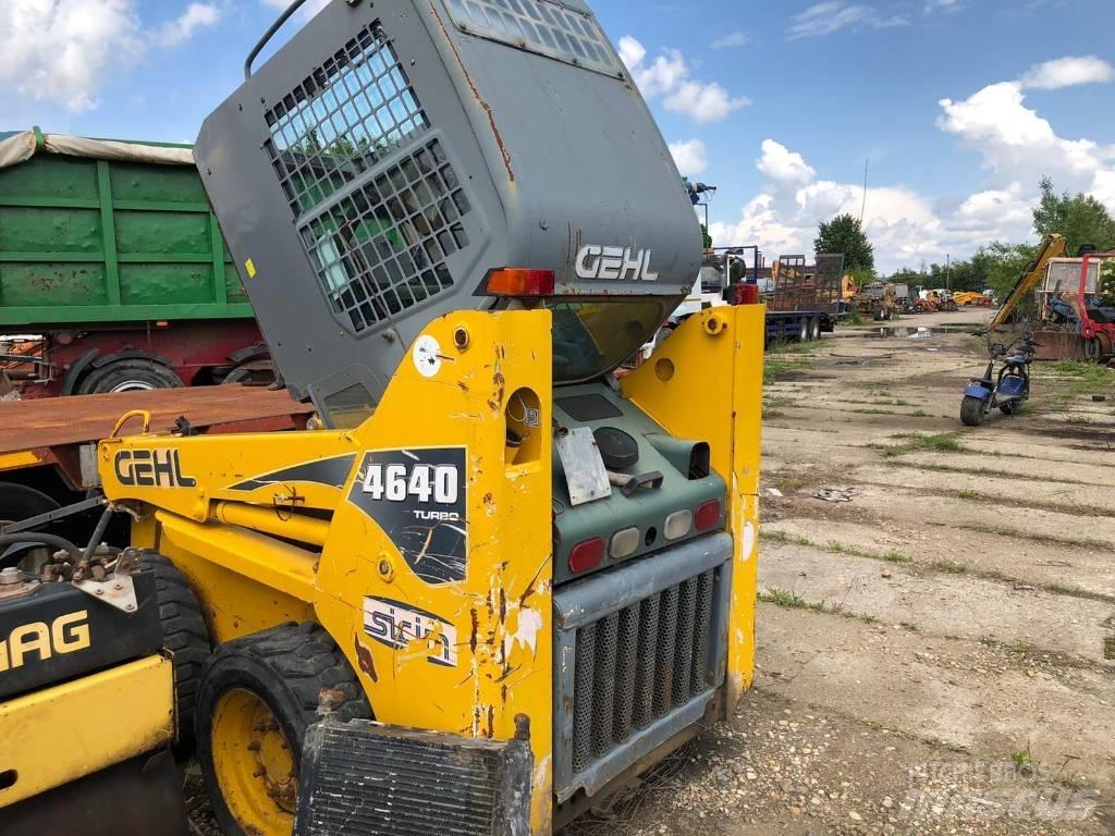 Gehl 4640 FOR PARTS Міні-навантажувачі