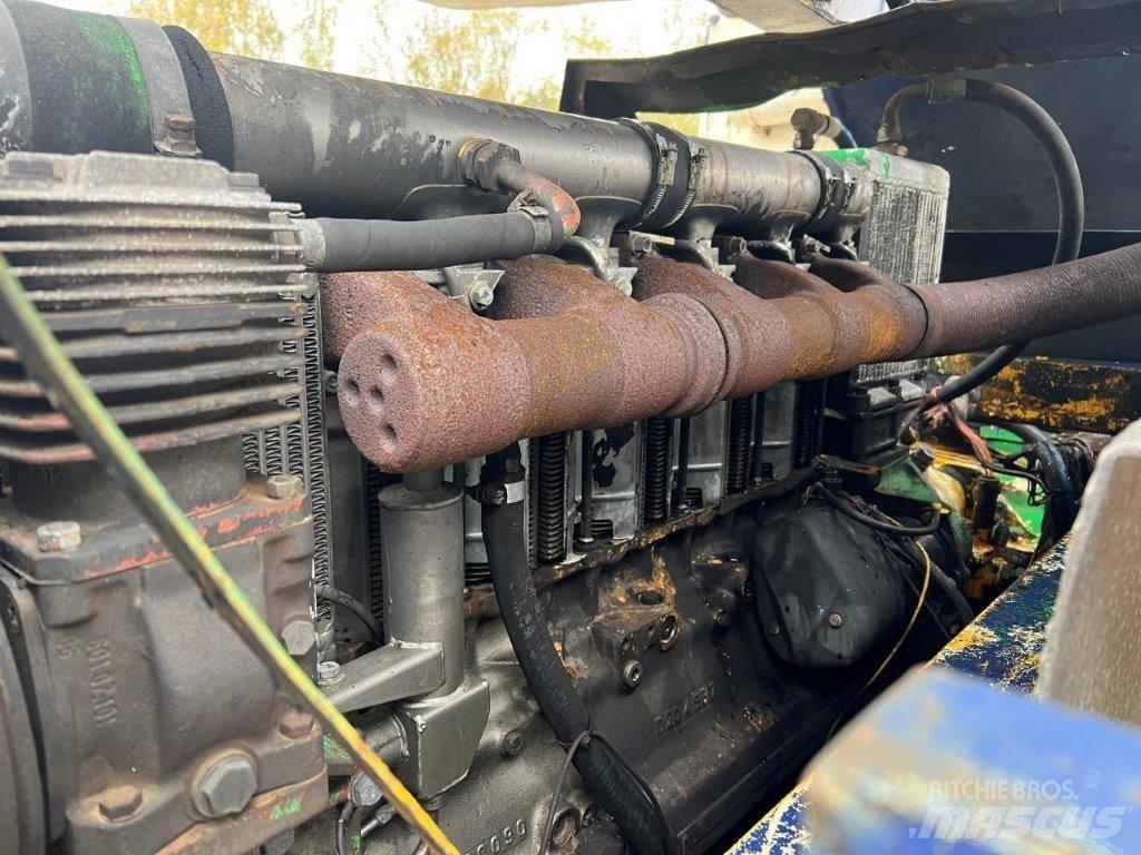 Coles Huskey 630S автокрани всюдиходи