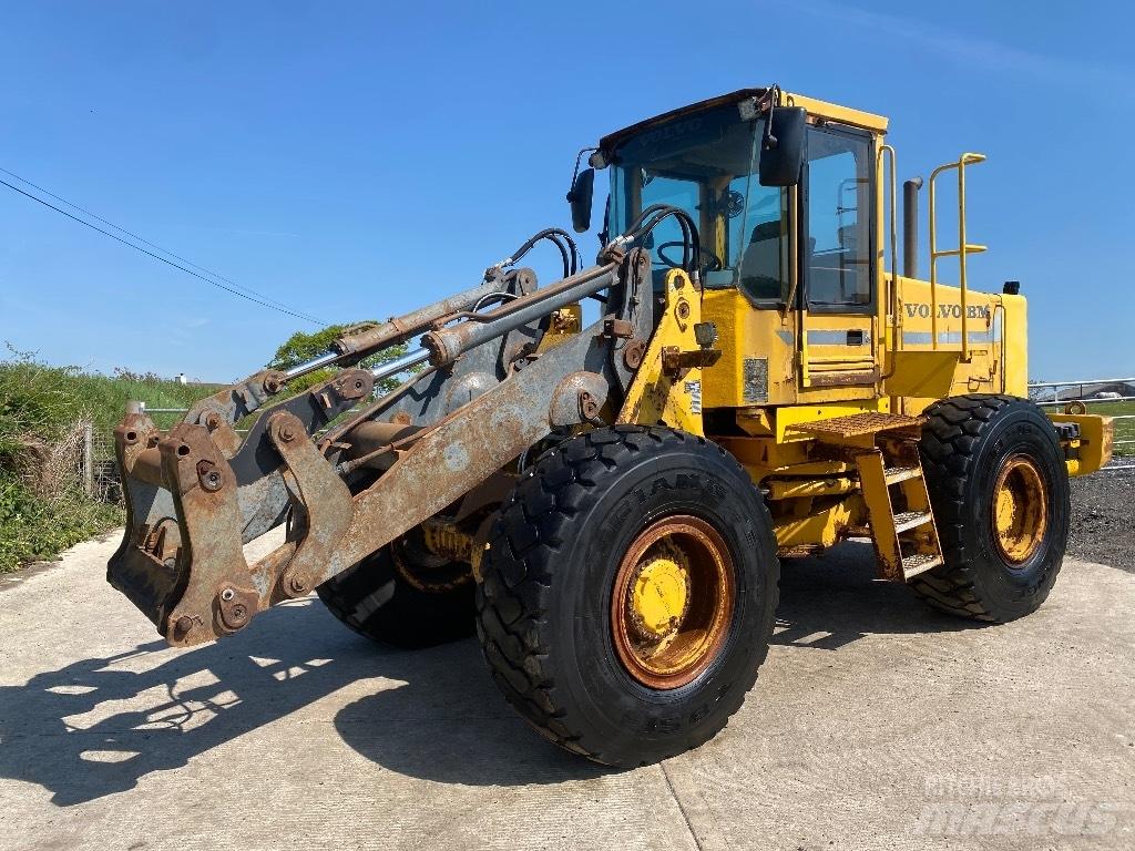 Volvo BM L 90 Фронтальні навантажувачі