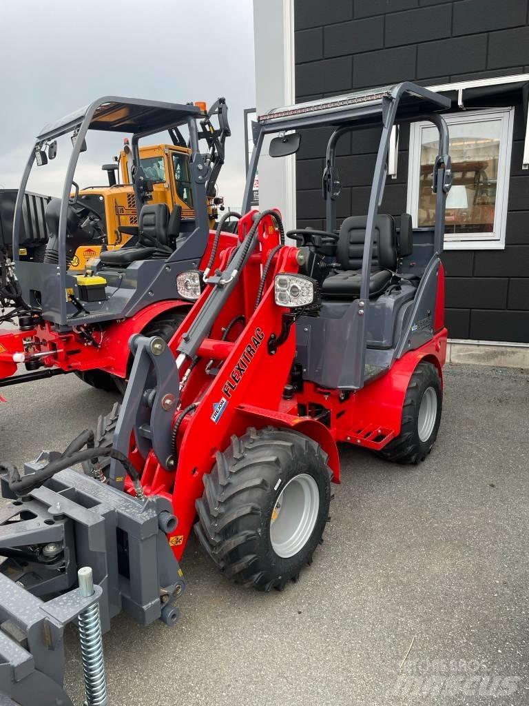 Flexitrac 1126 LRF Багатофункціональне обладнання для вантажних і землекопальних робіт