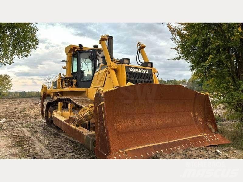 Komatsu D155AX-5 Гусеничні бульдозери
