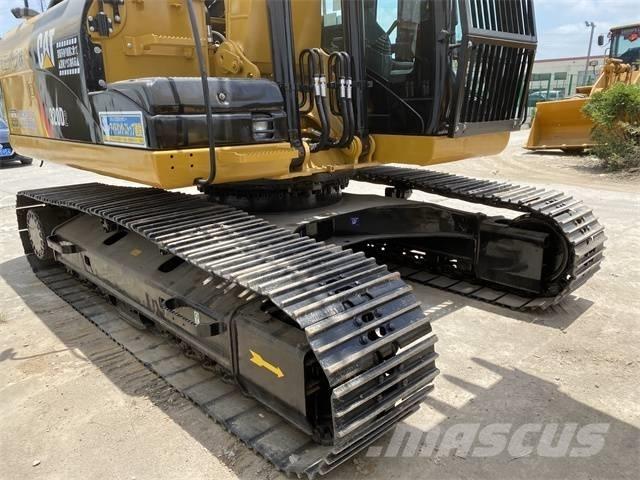 CAT 320 D Гусеничні екскаватори
