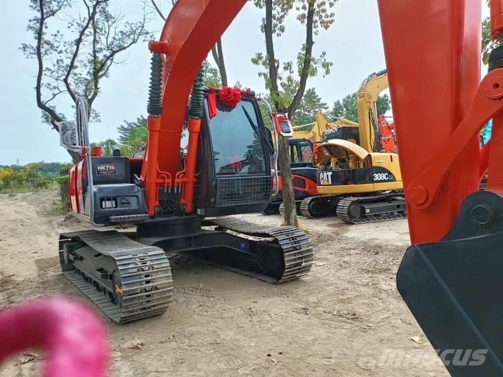 Hitachi ZX120-6 Гусеничні екскаватори