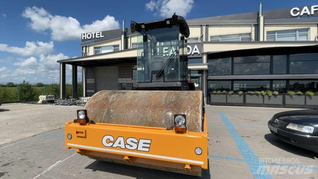 CASE 1110 Грунтові котки