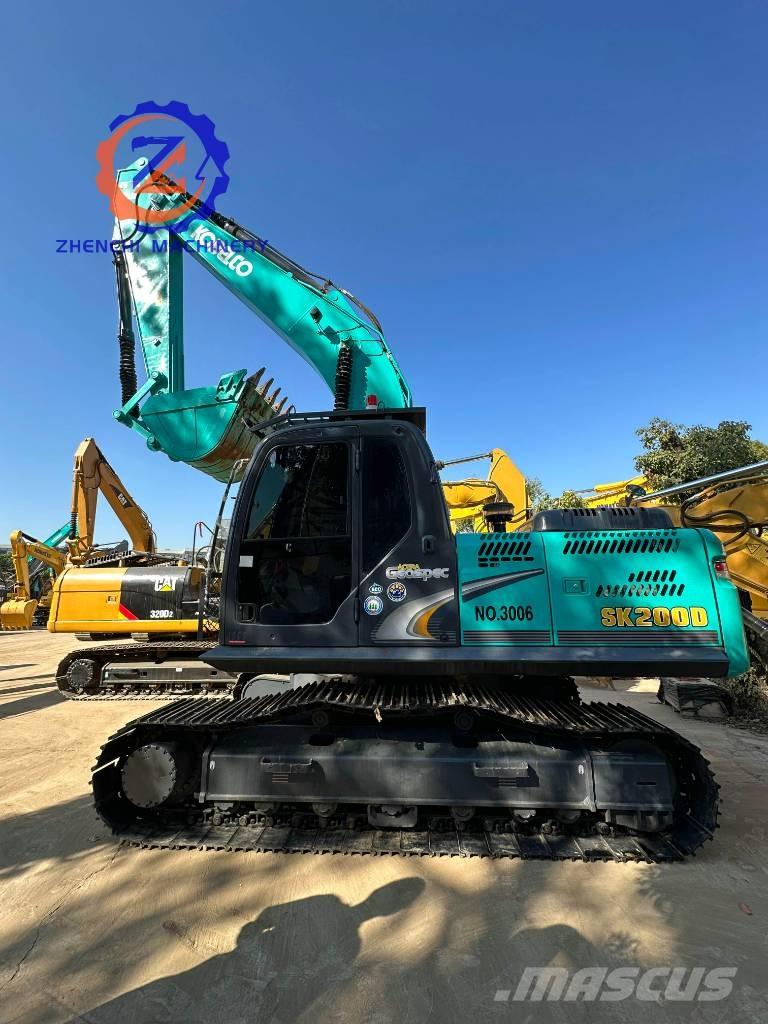 Kobelco SK 200 Гусеничні екскаватори