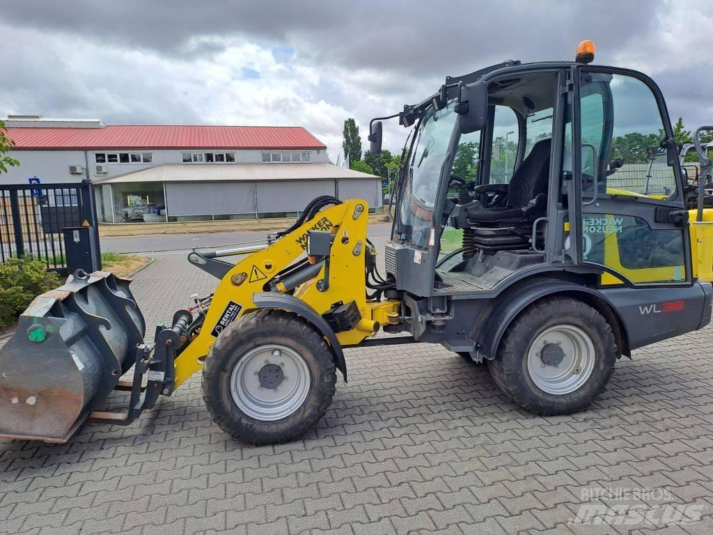 Wacker Neuson WL38 Фронтальні навантажувачі