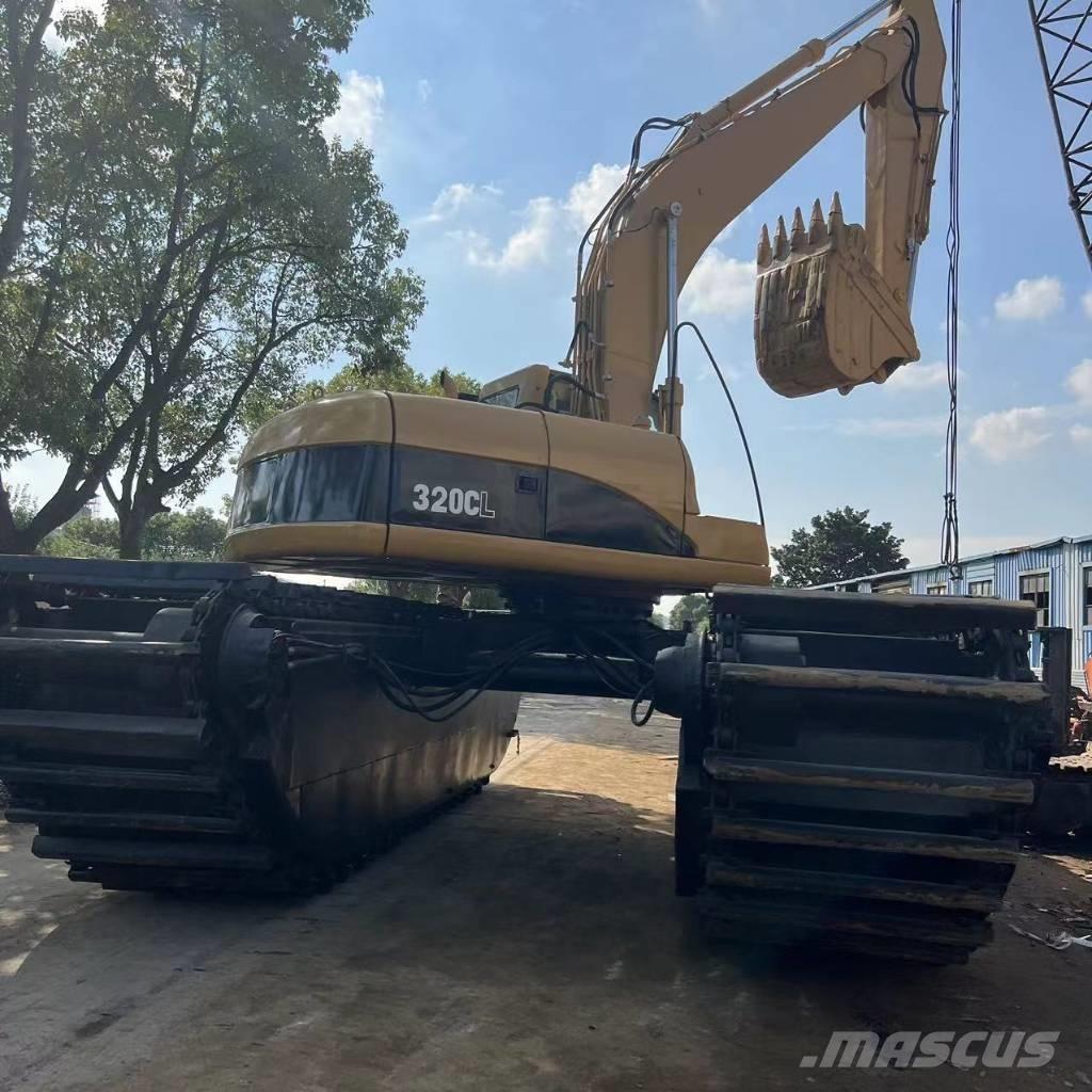 CAT 320 C Екскаватори-амфібії