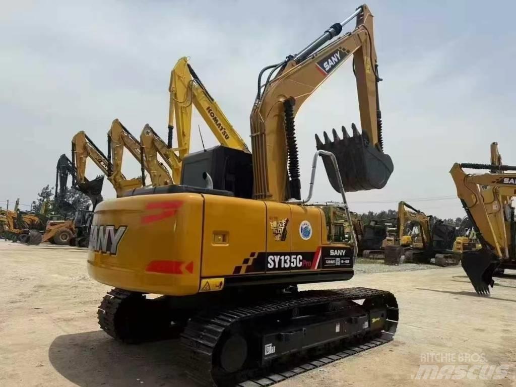Sany SY 135 C Гусеничні екскаватори