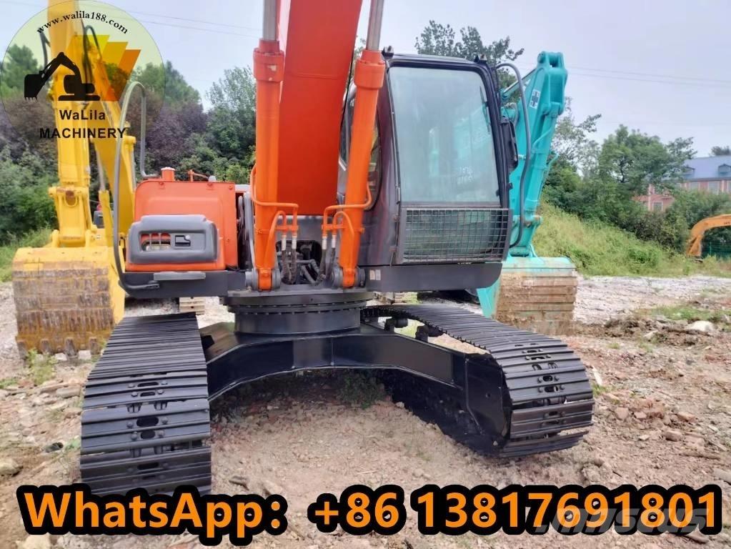 Hitachi ZX 240 Гусеничні екскаватори