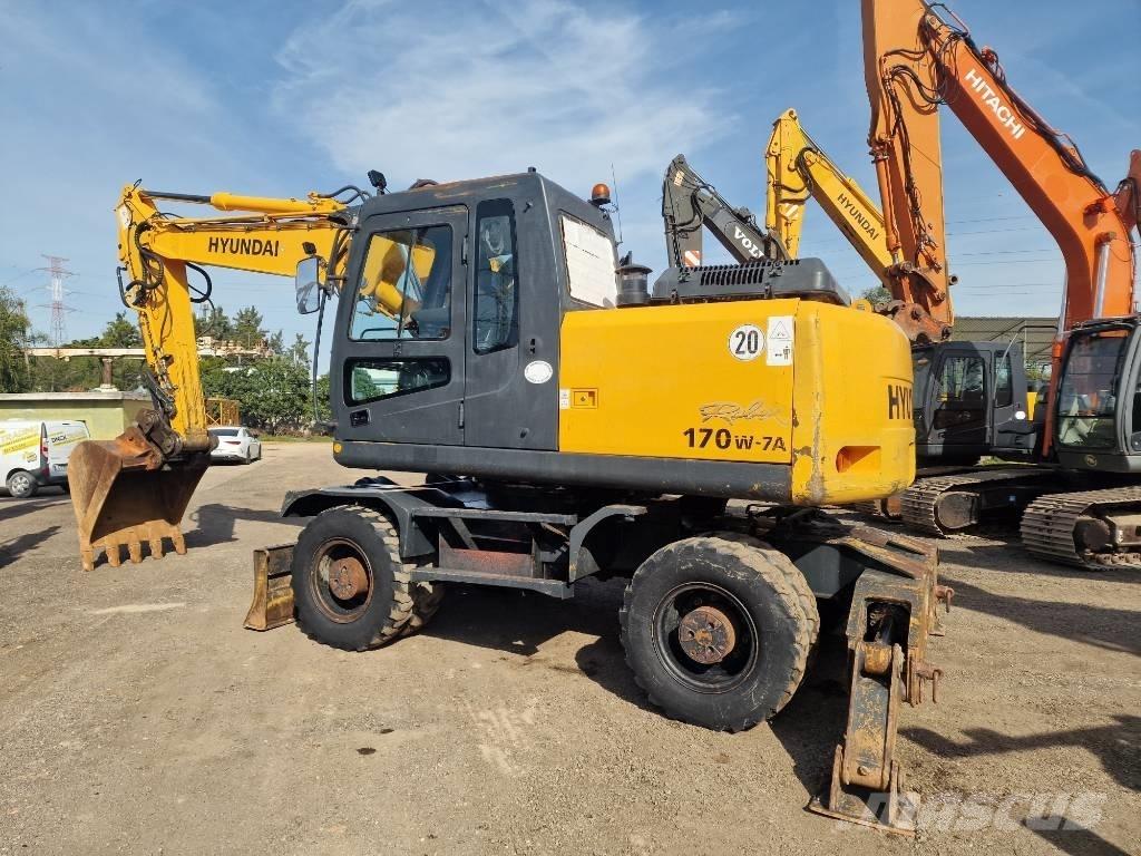 Hyundai R 170 W Колісні екскаватори