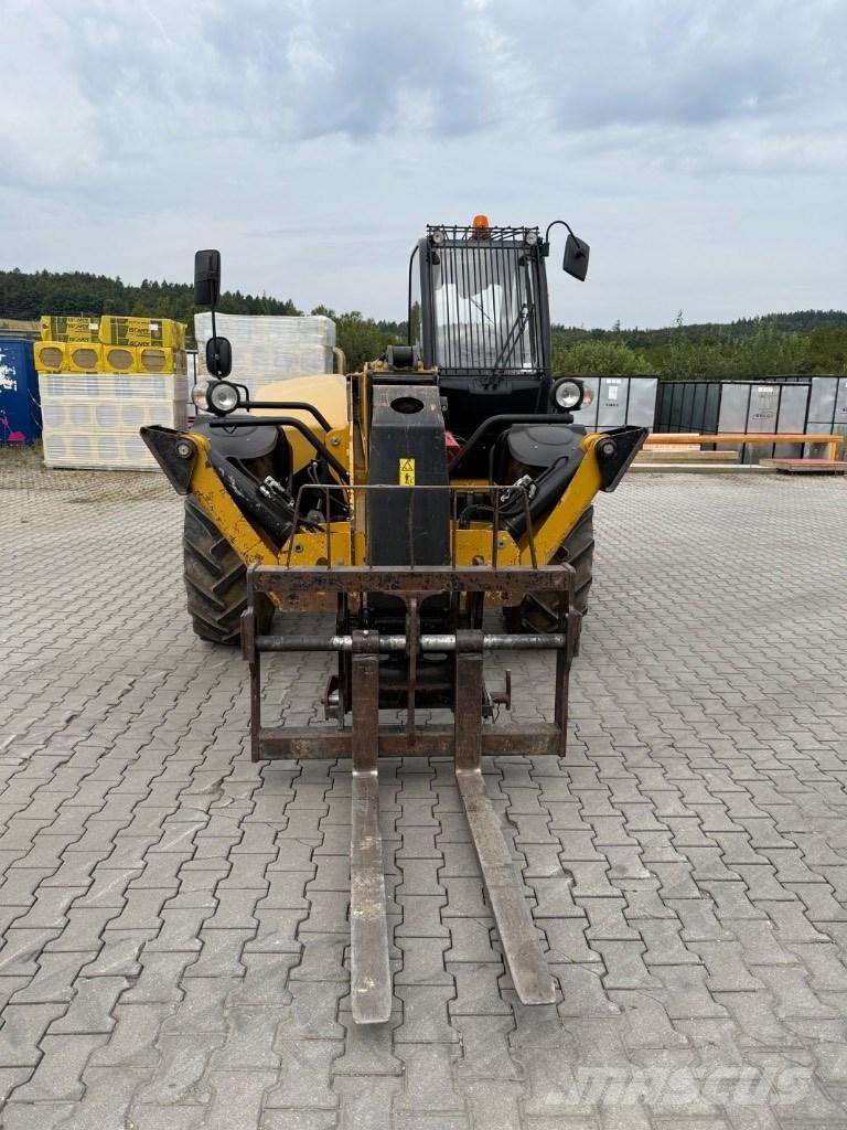 CAT TH 314 D Телескопічні навантажувачі