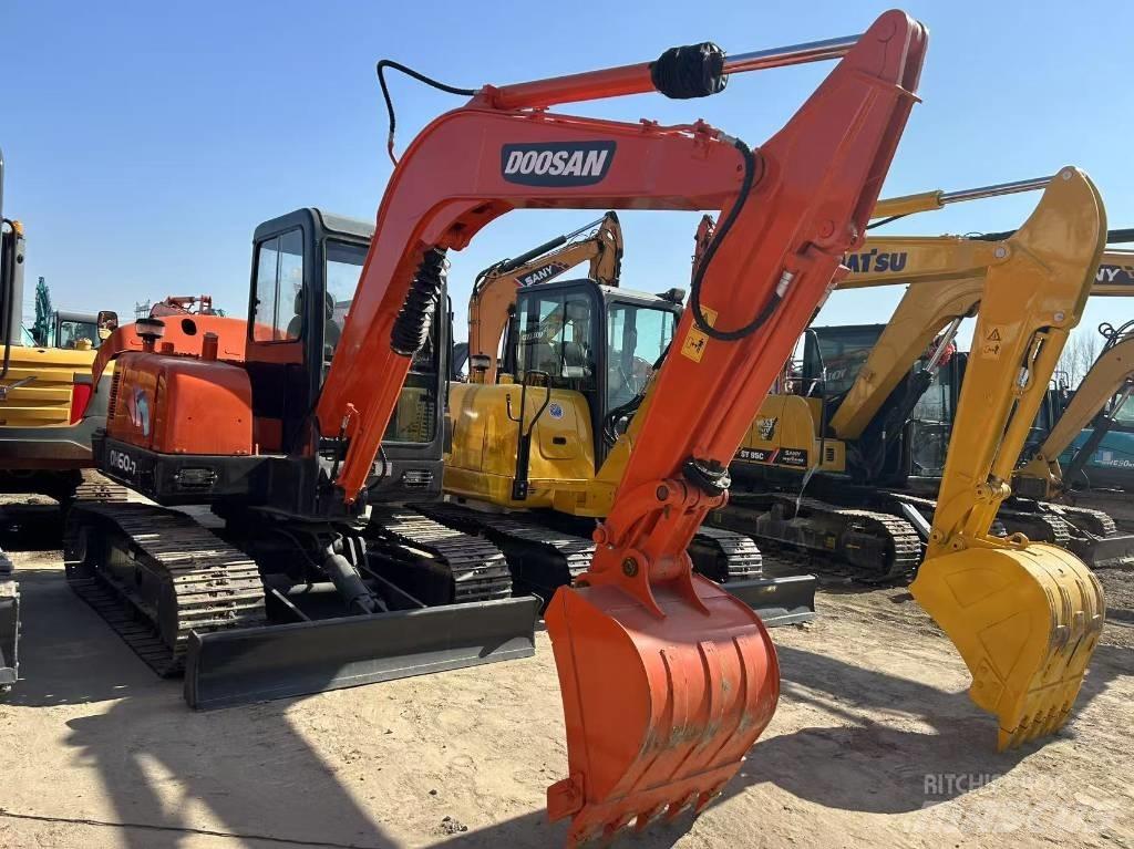 Doosan DH 55 Міні-екскаватори < 7т