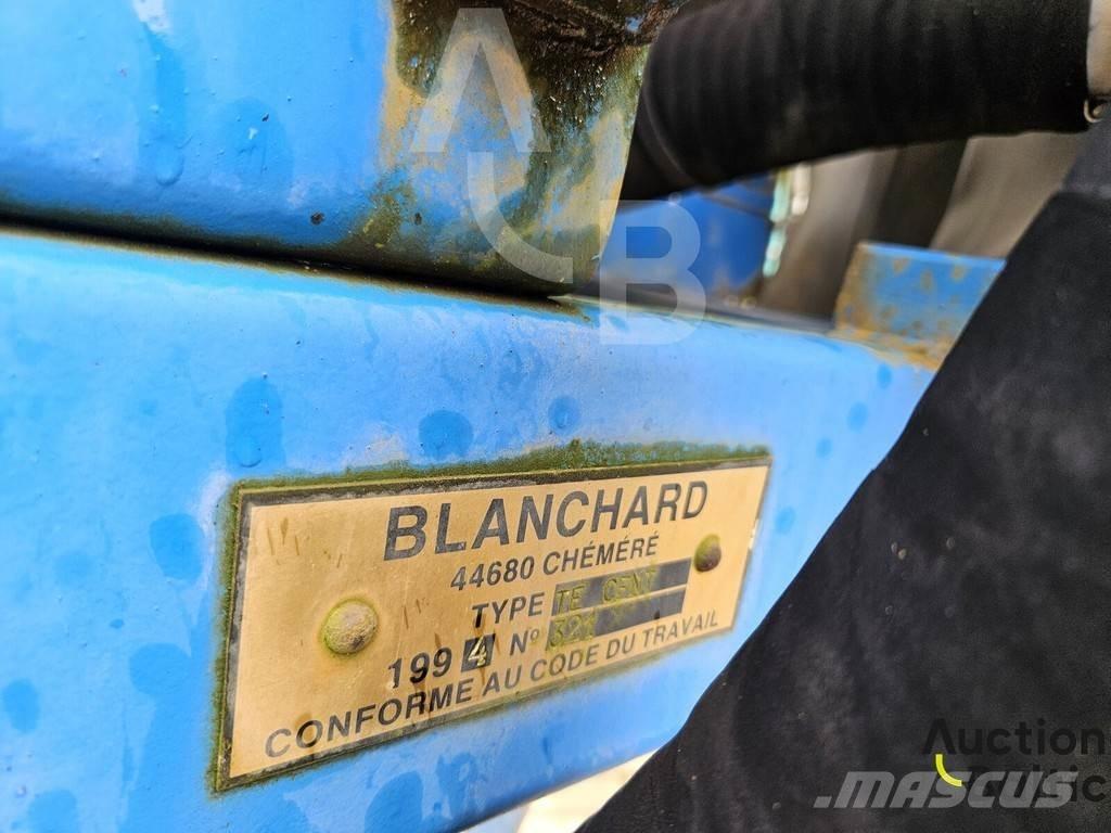 Blanchard TE CENT Причіпні обприскувачі