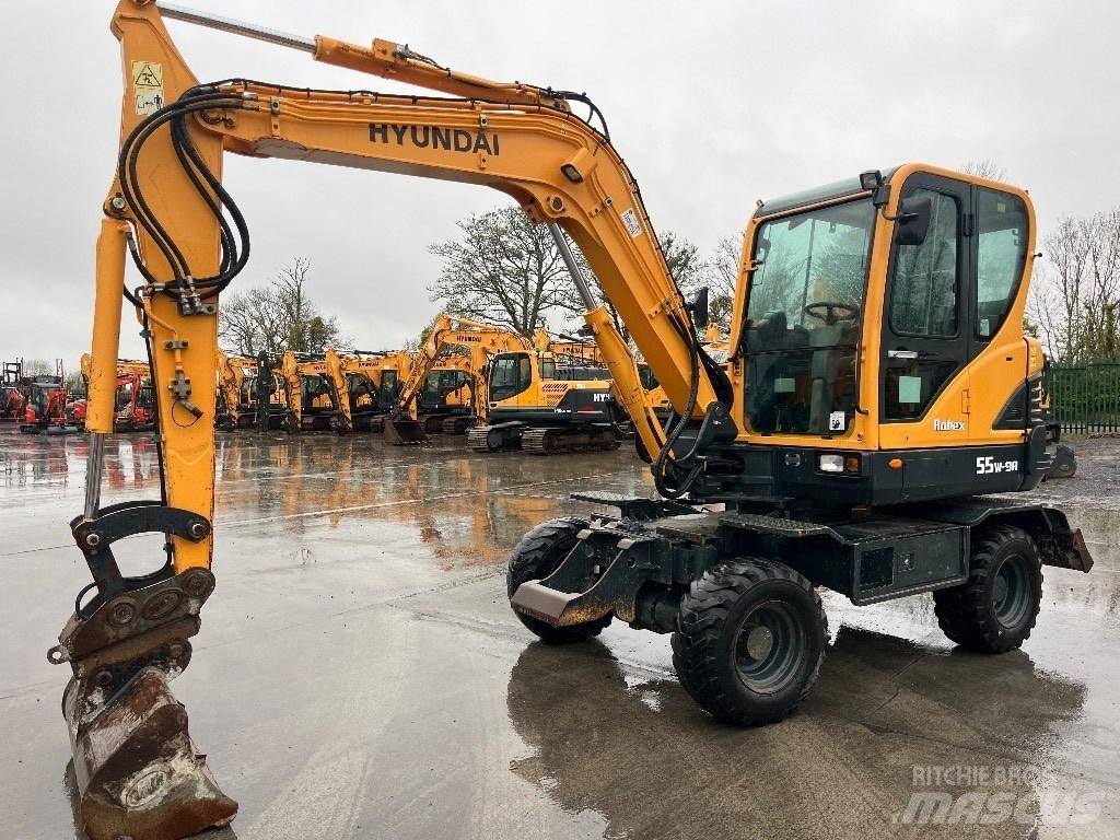 Hyundai R55W-9A Колісні екскаватори