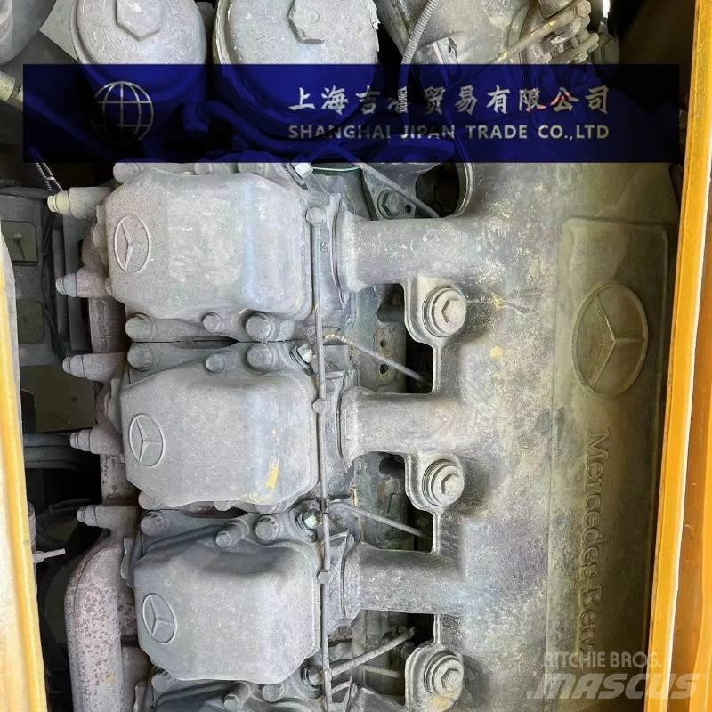 Sany STC 1000 автокрани