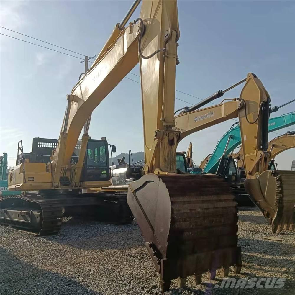 Komatsu PC450-8 Гусеничні екскаватори