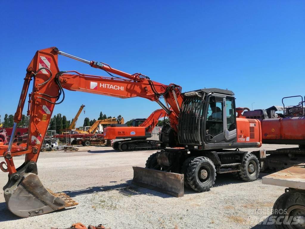 Hitachi ZX 170 W-3 Колісні екскаватори