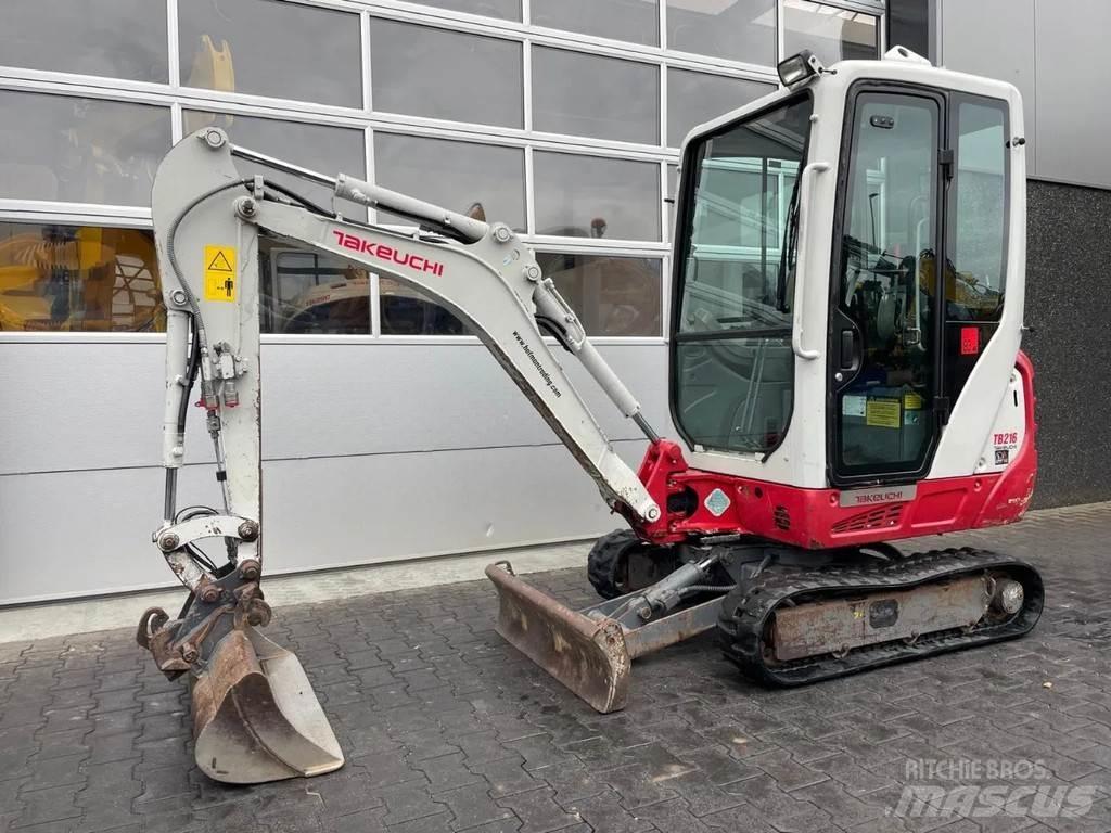 Takeuchi TB216 Міні-екскаватори < 7т