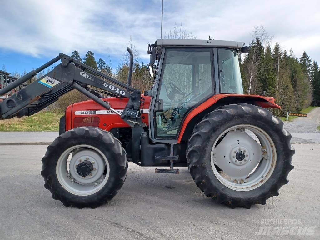 Massey Ferguson 4255 Трактори
