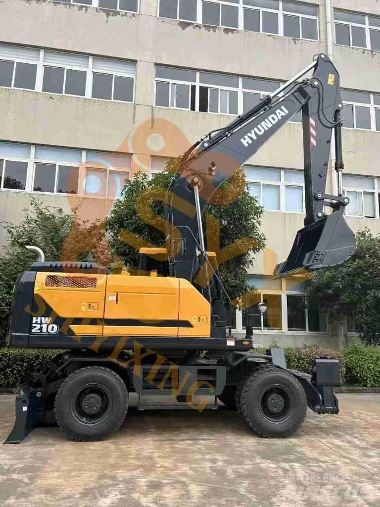 Hyundai HW210 Колісні екскаватори