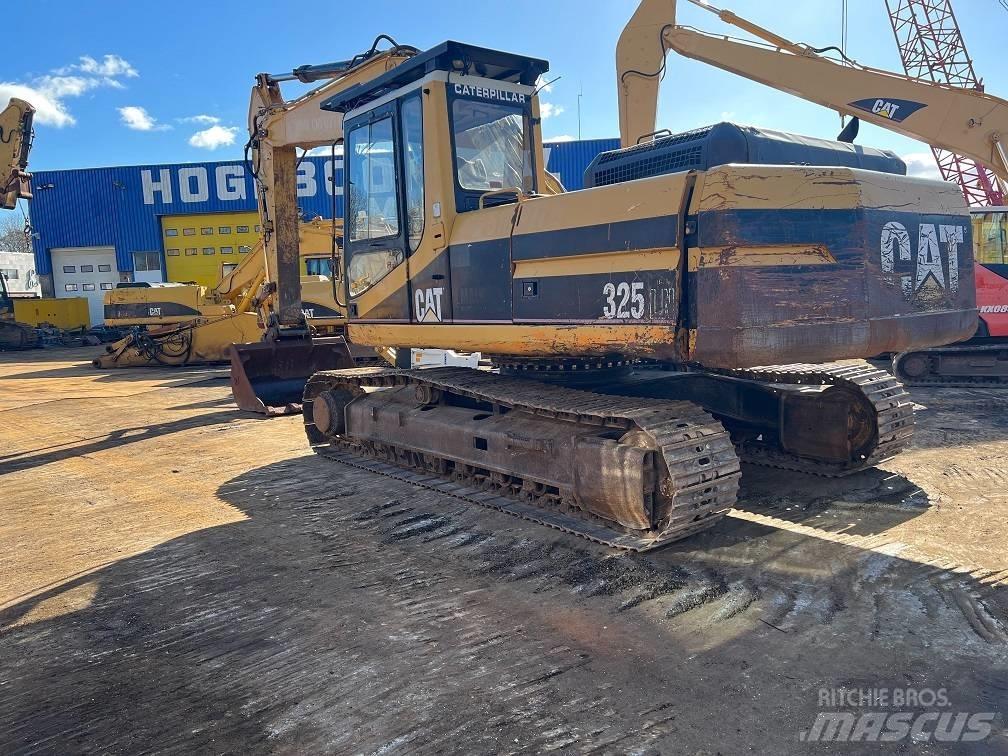 CAT 325L Гусеничні екскаватори