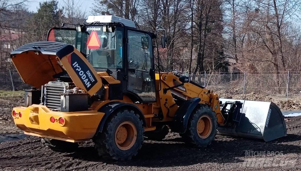 Impodan DN30T Телескопічні фронтальні навантажувачі