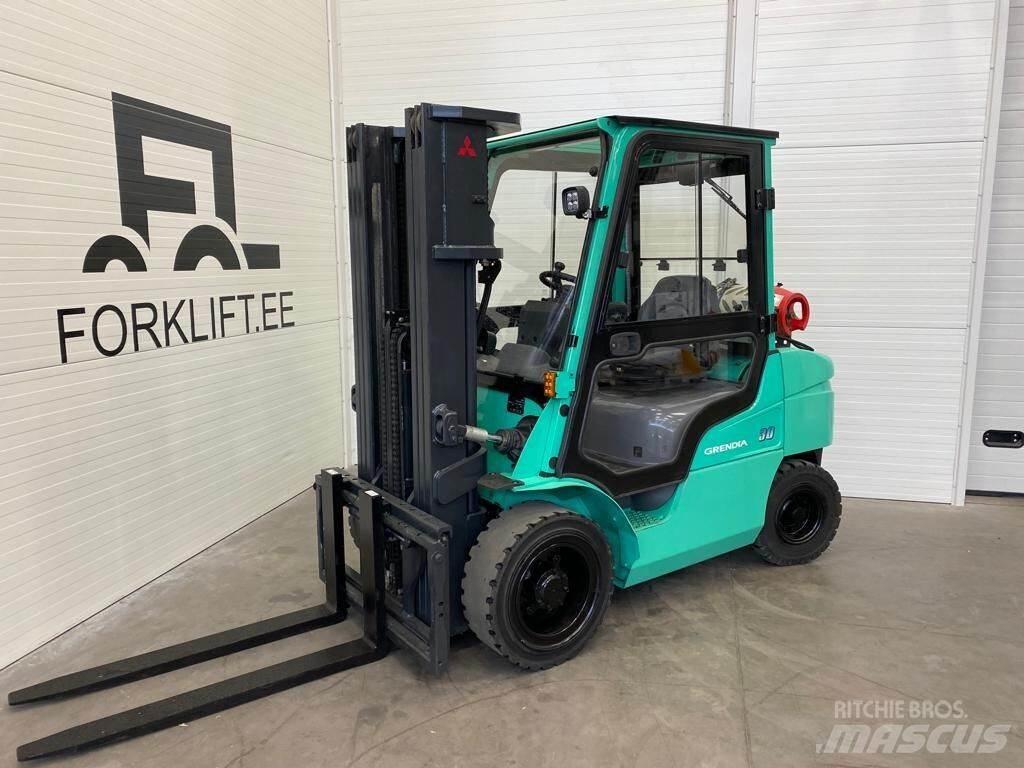 Mitsubishi FG30N Газові навантажувачі
