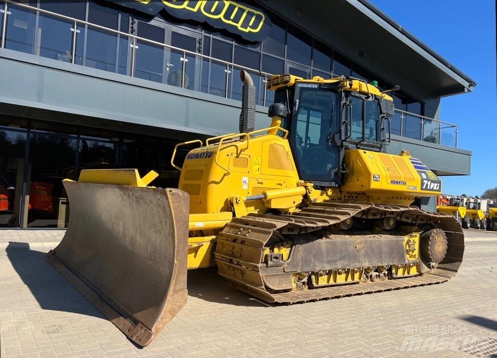 Komatsu D 71P Xi Гусеничні бульдозери