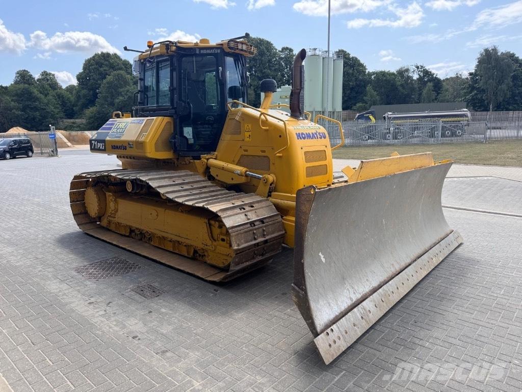 Komatsu D 71P Xi Гусеничні бульдозери