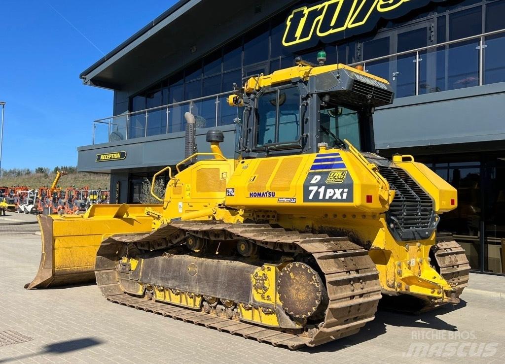 Komatsu D 71P Xi Гусеничні бульдозери