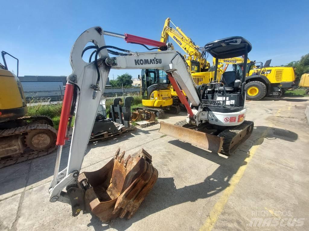 Komatsu PC27R-2 Міні-екскаватори < 7т