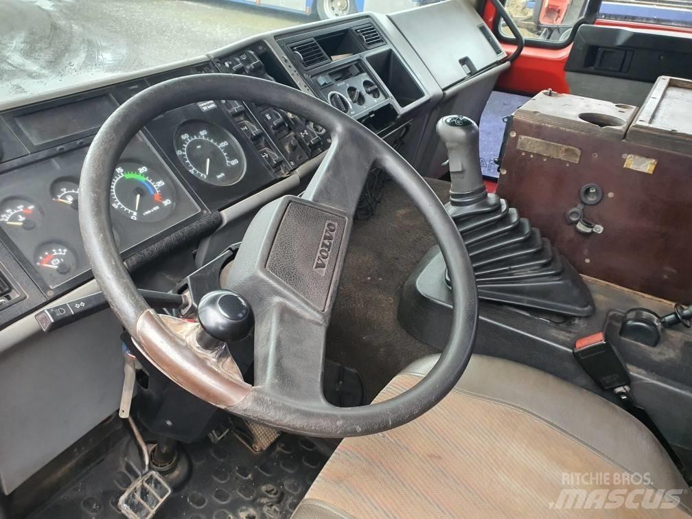 Volvo FL614 Евакуатори