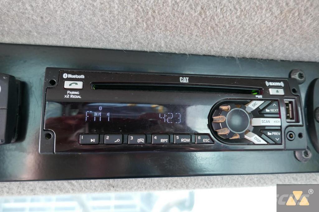 CAT 555D Трельовочні трактора