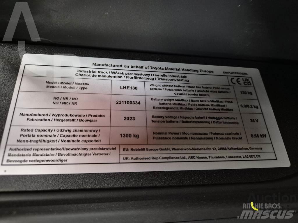 Toyota LHE130 Підбірник заказів із середніх ярусів