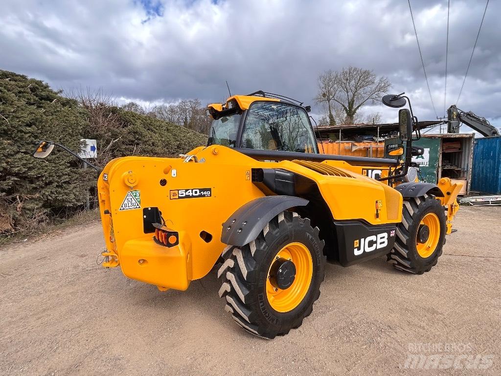 JCB 540-140 Телескопічні навантажувачі