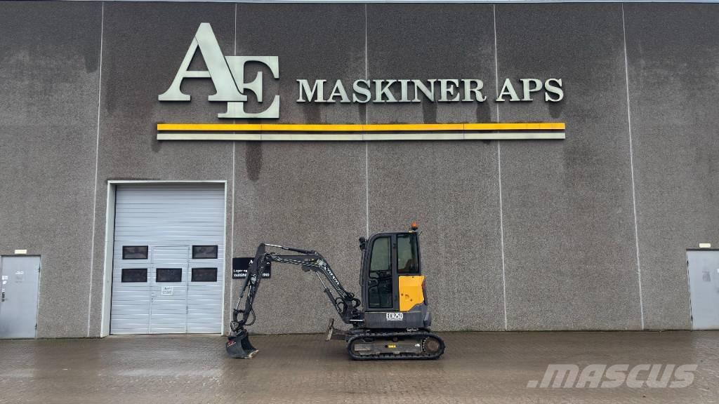 Volvo ECR 25 D Міні-екскаватори < 7т