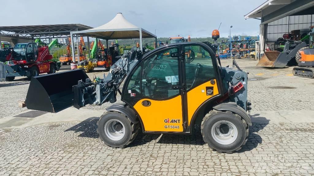 GiANT Gt5048 Телескопічні навантажувачі