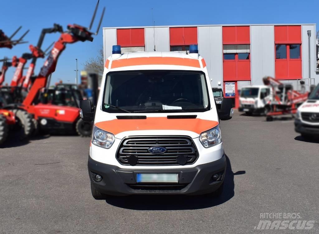 Ford Transit Custom Машини швидкої допомоги