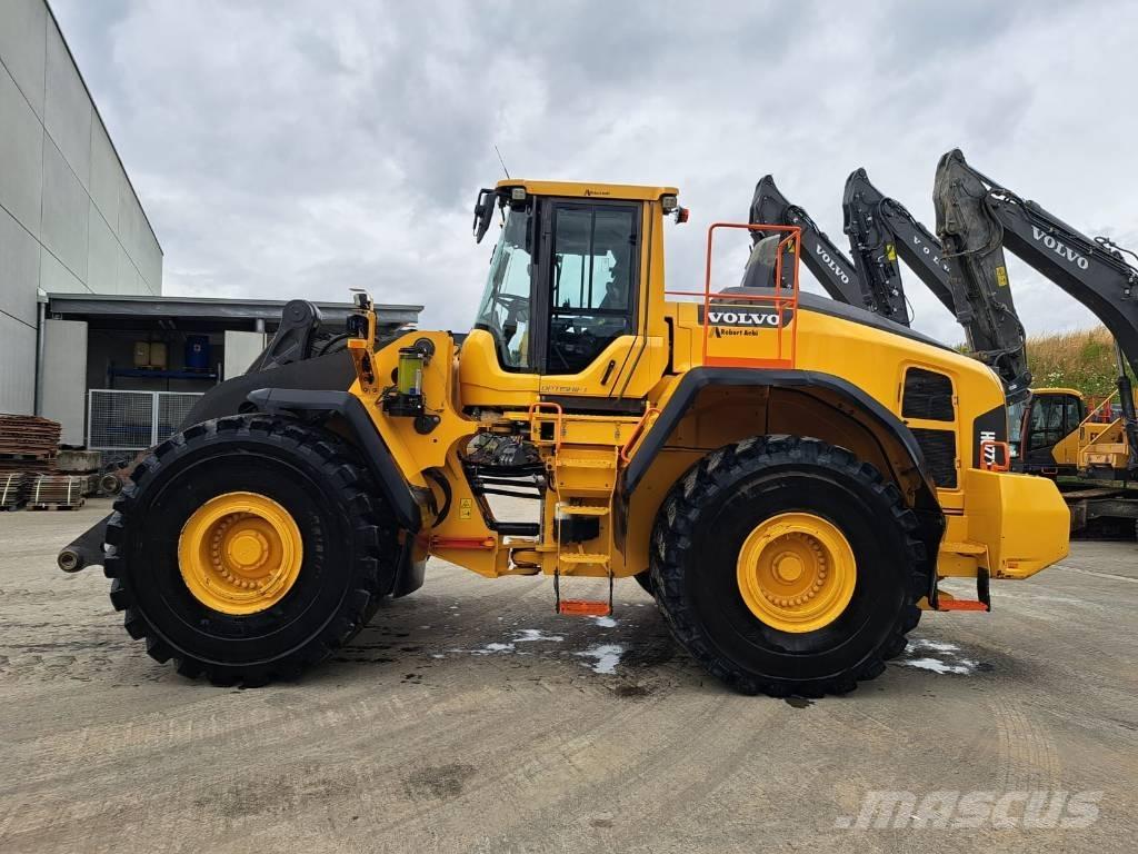 Volvo L 220 H Фронтальні навантажувачі
